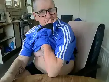 Stripchat Best live sex cam show of daddyflash