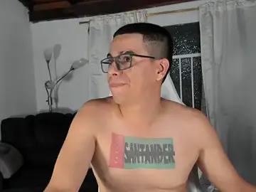 Stripchat Live Sex Cam of jax_fire