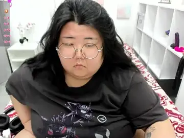 Stripchat Free Porn Cam of Nadine_asian
