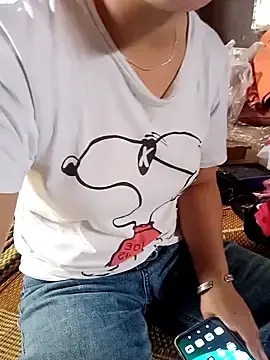 Stripchat Live Sex Cam of Ama-ra