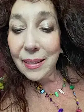 Stripchat Free Live Porn of GypsyEsmeralda