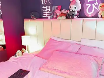 Stripchat Free Porn Cam of Hanna_Snowdon_