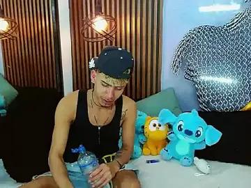 Stripchat Free Porn Cam of Skinny_cute_Alyer