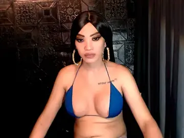 Stripchat Adult Webcam of ASIANHOTTIE_69