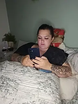 Stripchat Free Porn Cam of Saucy-Serenity