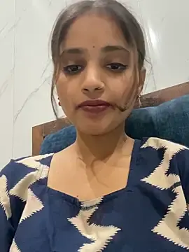 Stripchat Live Sex Cam of Sy_Shrishti