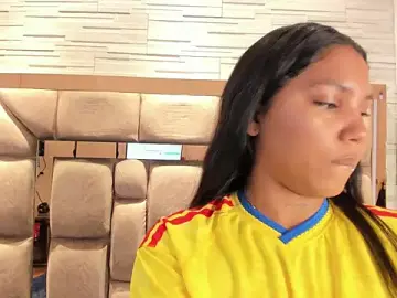 Stripchat Sex Cam of pocahontas_pow