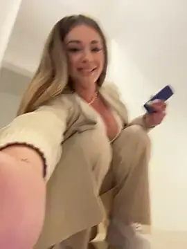 Stripchat Sex Cam of IsabellaEtthan
