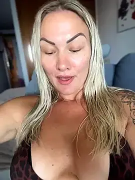 Stripchat Best Webcam of NastyMilf_