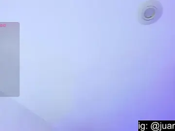 Stripchat Live Porn of hollyprincess_2