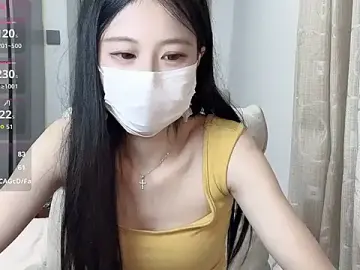 Stripchat Free Porn Cam of tiantian-ye