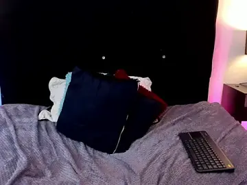 Stripchat Live Sex Cam of queen_missy