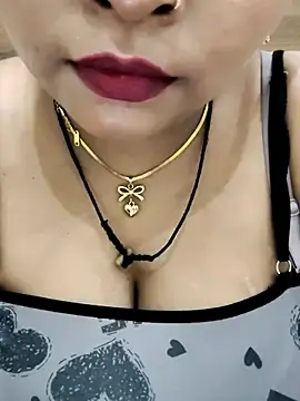 Stripchat Free Live Porn of Lovely_Ayesha-