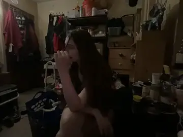 Stripchat Private Sex Chat of Snowbunnycake_131