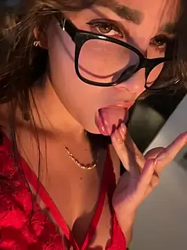 Stripchat Live Sex Cam of HannaBeckett
