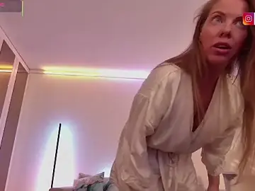 Stripchat Free Porn Cam of Nova-Lee