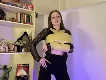 Stripchat Best live sex cam show of itskylieee