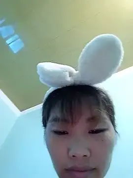 Stripchat Live Sex Cam of Lonalysexy