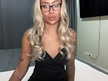 Stripchat Adult Webcams of CoCo-Queen