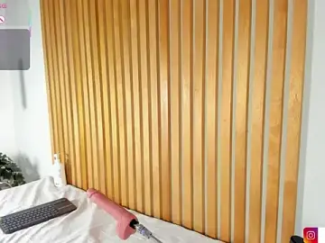 Stripchat Free Porn Cam of Scarlett_grey1