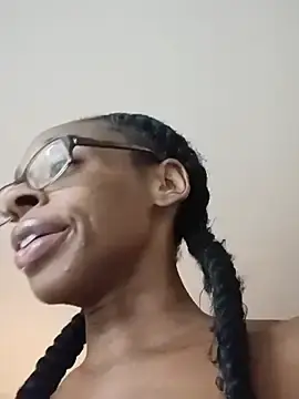 Stripchat Live Sex Cam of Jasmine_FullsShine
