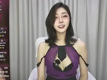 Stripchat Sex Cam of benben-0808