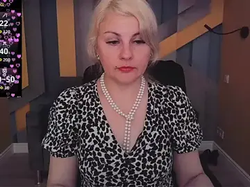 Stripchat Adult Video Chat of Candy_Long