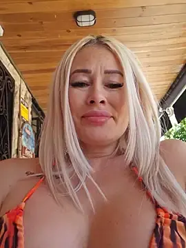 Stripchat Nude Webcam of MILFBARBY