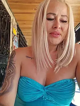 Stripchat Best Webcam of MILFBARBY