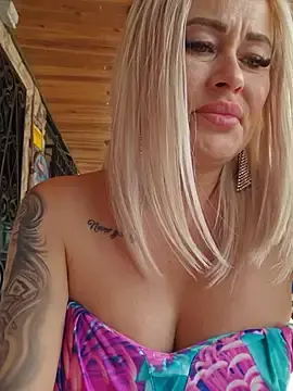 Stripchat Best live sex cam show of MILFBARBY