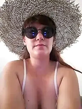 Stripchat Free Porn Cam of Maggie38