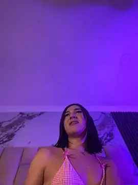 Stripchat Adult Webcam of MarilynDupont