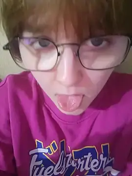 Stripchat Nude Webcam of wehavepussies_xoxo