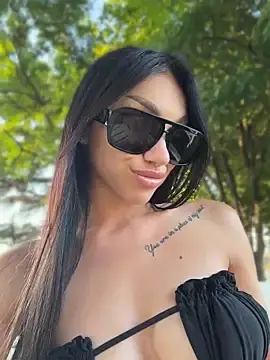 Stripchat Watch Live Sex Cams of ilariea_girl