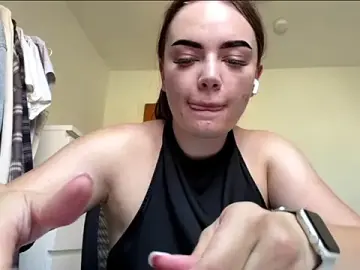 Stripchat Sex Cam of beautifulMira