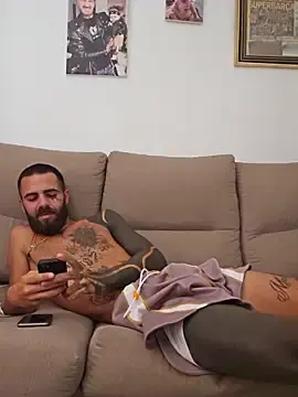 Stripchat Live Sex Cam of charlye_inkkkk
