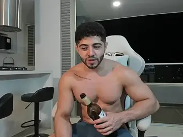 Stripchat Adult Webcams of Thiago_moretti