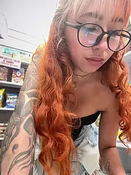 Stripchat Adult Video Chat of Sallem_Pink