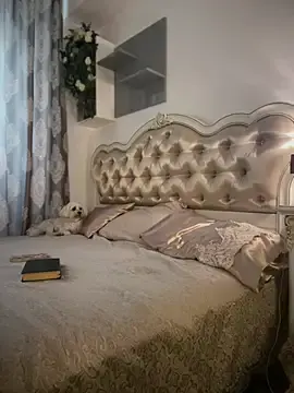 Stripchat Best live sex cam show of HotXMom_