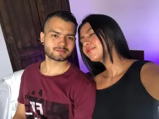 Xlovecam Sex Chat of BradAndJenn