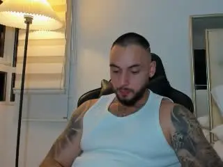 Xlovecam Watch Live Sex Cams of FrankJones