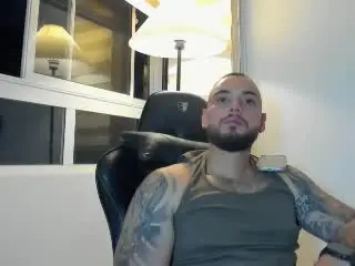 Xlovecam Free Live Porn of FrankJones