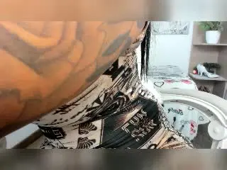 Xlovecam Watch Live Sex Cams of IssaHabib