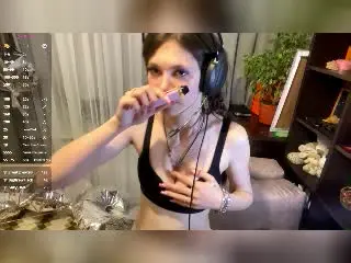 Xlovecam Live Sex Cam of AlisiaDidway