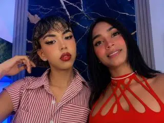 Xlovecam Sex Cam of LuxuryQueens