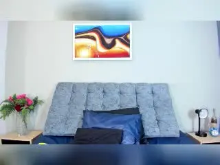 Xlovecam Live Sex Cam of SalomettX