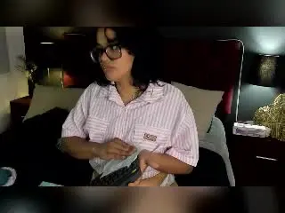 Xlovecam Live Sex Cam of ZiaNoir