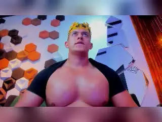 Xlovecam Watch Live Sex Cams of RomanCroft