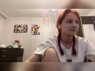 Xlovecam Free Live Porn of AdrianneEllinger