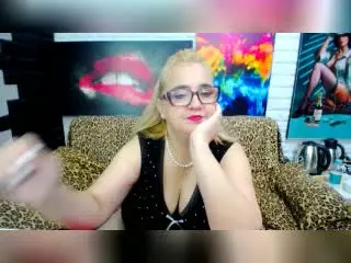 Xlovecam Sex Cam of BelaBusty